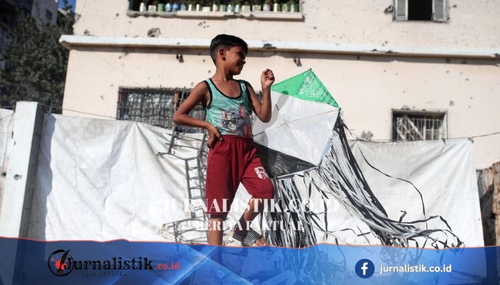 Israel Peringatkan Respons ‘Forceful’ untuk Layang-layang yang Terbang dari Gaza