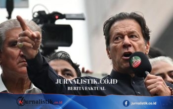 Mantan kapten kriket mendesak Pakistan pastikan ‘proper medical care’ bagi Imran Khan