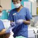 Akses dokter gigi NHS makin tak merata: pengaruh lokasi dan kebijakan layanan