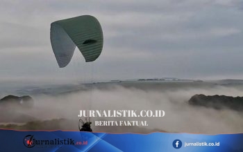 Uji Paraglider Bermesin Buatan Inggris untuk Pasukan: Terbang hingga 200 Mil di Balik Garis Musuh