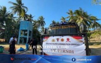 Brimob Polda Gorontalo Salurkan 10.000 Liter Air Bersih untuk 64 KK Desa Huidu saat Krisis Air