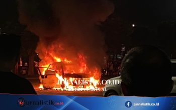 Kamis Malam (6/8/2026), Avanza Terbakar di Tol Jakarta-Cikampek Km 1 Dekat Stasiun KCIC/Whoosh, Korsleting Diduga Picu Korsleting Listrik