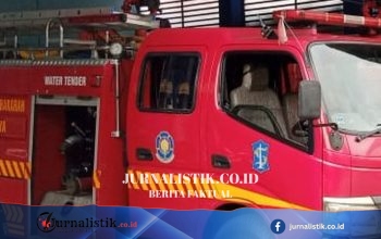 Pintu Kamar Mandi Terkunci, Perempuan di Banyuwangi Dibantu Damkar