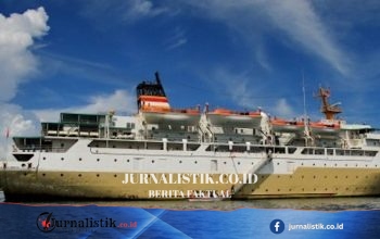 Pelni Kirim 481 Koli Bantuan Gempa NTT ke Maumere lewat KM Tidar