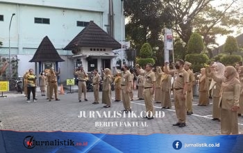 Alih Status Guru PPPK ke Pusat, Benarkah Tuntas Atasi Masalah Guru?