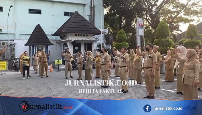 Alih Status Guru PPPK ke Pusat, Benarkah Tuntas Atasi Masalah Guru?