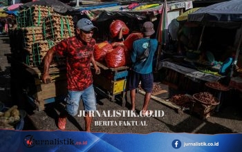 Pengangguran Turun, Mayoritas Tenaga Kerja Masih Berstatus Informal