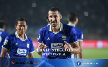Igor Tolic Menilai Sepakan “Roket” Balsa Sekulic saat Persib Taklukkan Tampines Rovers