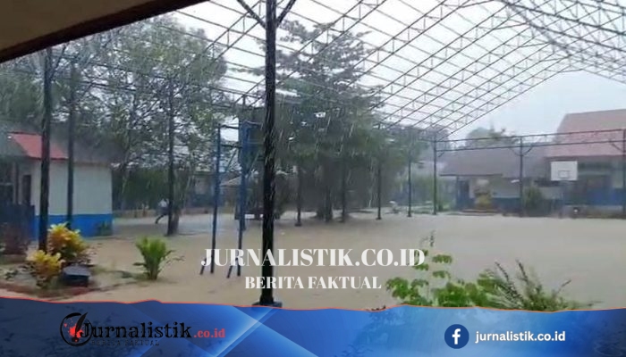 BMKG Sebut Hujan Lebat di Sumbar Dipicu Awan Memanjang dan Konvergensi Angin