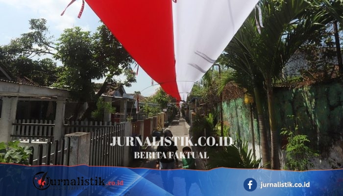 Ide Mendadak Ketua RW: Bendera Merah Putih 400 Meter di Tangerang Tuntas 20 Jam