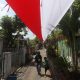 Ide Mendadak Ketua RW: Bendera Merah Putih 400 Meter di Tangerang Tuntas 20 Jam