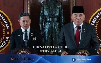 Sjafrie Sjamsoeddin Bahas Stabilitas Selat Malaka saat Bertemu Menhan Thailand Adul Boonthumjaroen