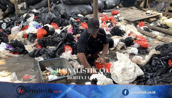 Sidang MK 255/PUU-XXIV/2026, Laksmi Widyajayanti Jelaskan Frasa ‘Pengawasan’ di UU Pengelolaan Sampah