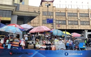 “Yang Penting Bisa Dagang Aman”: Kisah Pedagang yang Memilih Bayar Uang Keamanan