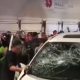Diduga Tabrak Lari di Jakarta Barat, Honda Odyssey Dijaga Massa hingga Dirusak di Cengkareng