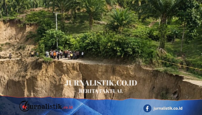 Satgas PRR Percepat Pemulihan Akses Padang Pariaman Lewat Penanganan Terpadu Jalan dan Sungai