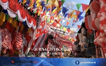 Euforia HUT ke-81 RI Banjiri Gang Pasar Jatinegara