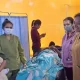 Di Tengah Padam, Enam Bidan Ngada Dampingi Persalinan Pakai Senter Ponsel usai Gempa M 7,7 Flores