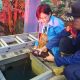 Atasi Bau dan Emisi Gas Metana, Relawan Eco Enzyme Nusantara Semprot Ecco Enzyme di TPA Sumur Batu