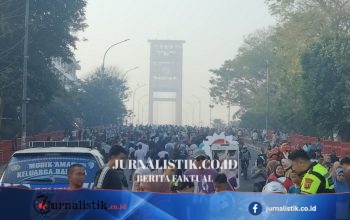 Asap Karhutla Menyelimuti CFD Palembang, Antusias Warga Berolahraga Tetap Tinggi