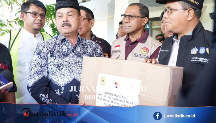Emanuel Melkiades Laka Lena Terima Bantuan 6,6 Ton Rendang untuk Korban Gempa Flores dari Gebu Minang dan Hanura