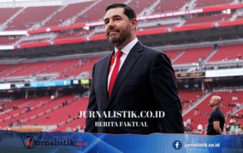 Pemilik Leeds dan Rangers, Jed York, ditahan setelah penangkapan terkait prostitusi