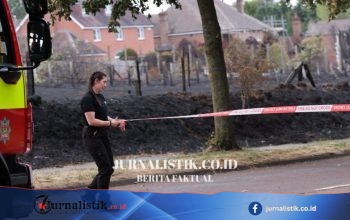 Pemadam Kewalahan Tangani Kebakaran, Pengungsi di Stourbridge Belum Pulang