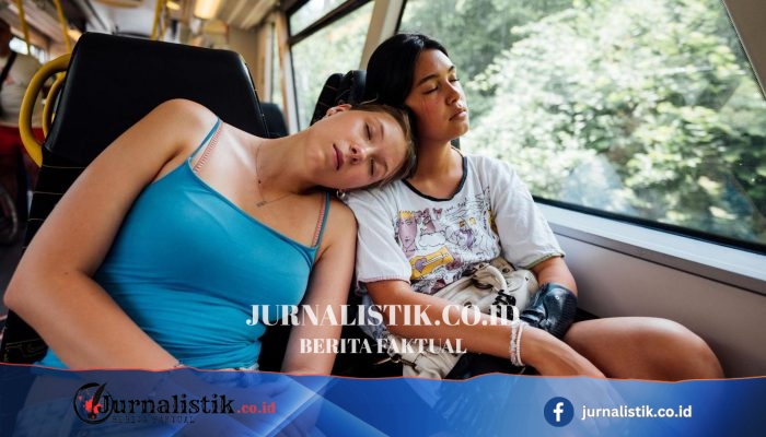 Dari sinar matahari hingga jam makan: tips mengurangi jet lag saat terbang