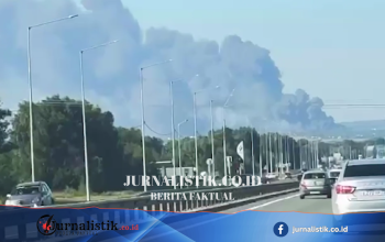 Ukraina Klaim Serang Kilang Minyak dan Pangkalan Udara Rusia; Moskow Laporkan Delapan Tewas