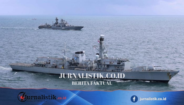 Kapal Royal Navy dan helikopter memantau armada Rusia dalam operasi tiga hari