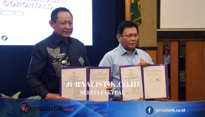 Gusnar Ismail dan Kajati Sumurung Teken Nota Optimalisasi PAD di Hotel Grand Q