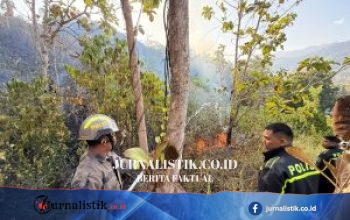 Kebakaran Lahan Makin Dekat Permukiman, Dit Samapta Polda Gorontalo Turun ke Lokasi