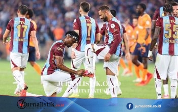Newcastle Tahan Liverpool 2-2: Penalti Szoboszlai di Menit Akhir Buat Iraola Lega, Tapi Liverpool Masih Perlu Kerja