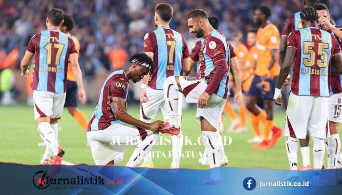 Newcastle Tahan Liverpool 2-2: Penalti Szoboszlai di Menit Akhir Buat Iraola Lega, Tapi Liverpool Masih Perlu Kerja