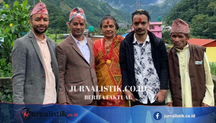 Keluarga berangkat ke Nepal untuk mencari 33 warga Inggris yang hilang
