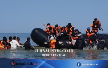 Reform UK Usulkan Royal Navy Hadang Kapal Kecil di Selat Inggris