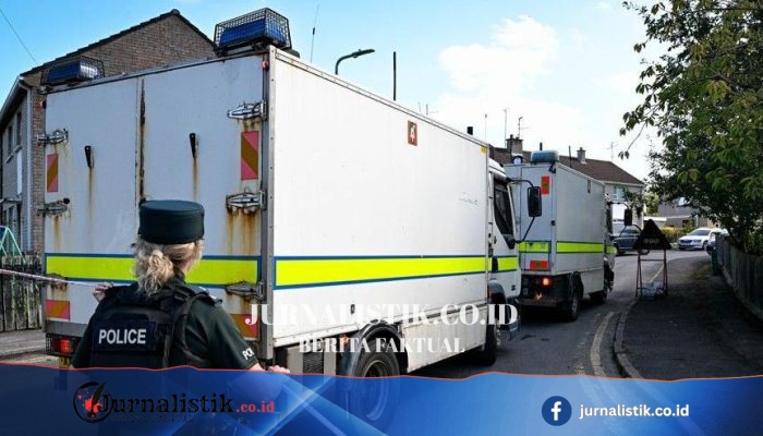 Omagh: Remaja 16 tahun ditahan di bawah UU Terorisme setelah 4 perangkat peledak ditemukan