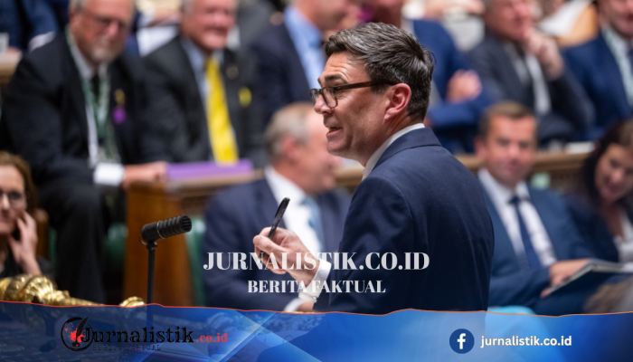 Andy Burnham Janji Perluas Devolusi dan Kontrol Publik atas Layanan Esensial