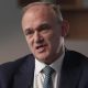 Ed Davey Minta Pemotongan Fuel Duty 10p Secara Segera Hingga Natal