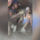 Video: Perempuan Nepal 64 tahun ditemukan hidup di rumah yang tertimbun lumpur