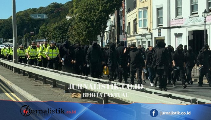 Kevin Mills Kritik Polisi Lambat Tanggapi Aksi “Stop the Boats” di Dover