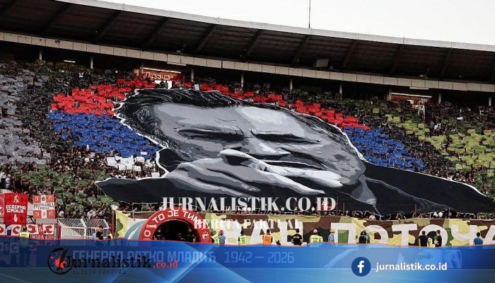 Ratko Mladic: Fans Red Star Unjuk Tifo Bergambar Penjahat Perang Menjelang Derbi Lawan Partizan