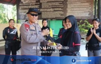 Kejutan Nasi Tumpeng untuk Polwan Brimob Gorontalo di HUT Polwan ke-78