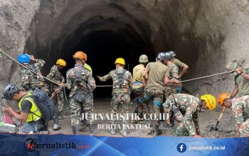Penyelamat Nepal Ledakkan Lereng Cari Pekerja PLTA, Keluarga Menunggu Kabar dengan Cemas