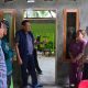 Di Tengah Hujan Taludaa, Gusnar Ismail Tinjau Program BSPS di Bone Bolango