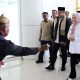 Idah Syahidah Sambut Wamen P2MI Dzulfikar di Gorontalo dengan Adat Mopotilolo