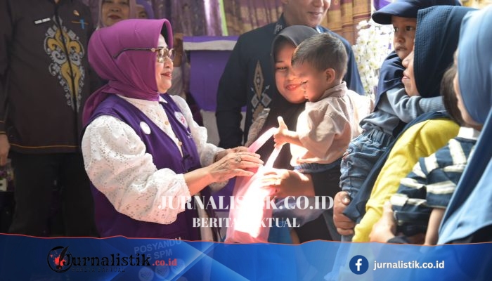 TP Posyandu Gorontalo Salurkan Bantuan Susu untuk Penanganan Tengkes Boalemo–Pohuwato