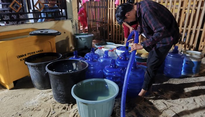YR TIM Kolaborasi Edukasi Warga Tangkal Kebakaran di Musim Kemarau Demi Lingkungan Lebih Aman