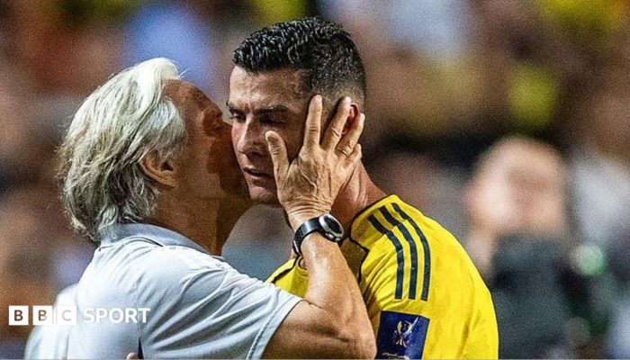 Ronaldo Mundur dari TC Timnas Portugal, Jorge Jesus Bantah Ada Perselisihan
