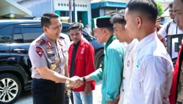 Peresmian Rumah Kebangsaan Cipayung Plus di Dungingi, Kapolda Gorontalo Ajak Mahasiswa Kritik dan Solusi